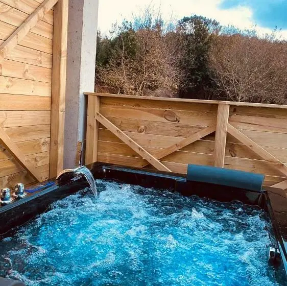 Suite met Jacuzzi, Glass Cube