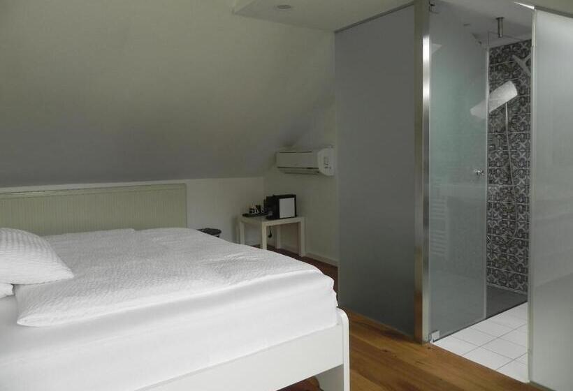 חדר סטנדרט עם מיטת קינג, Milchhaus Zimmer   Tiny House