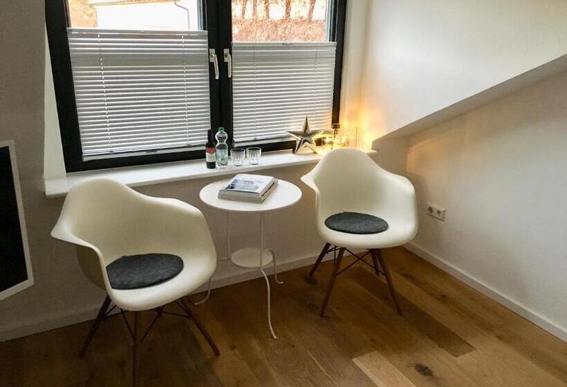 스탠다드 룸 킹사이즈 침대, Milchhaus Zimmer   Tiny House