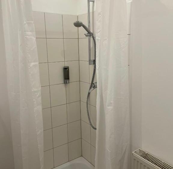 ガーデンビューのスタンダードワンルーム, Residenz Am Kurpark   Ferienwohnungen In Zentraler Lage I Privatparkplatz