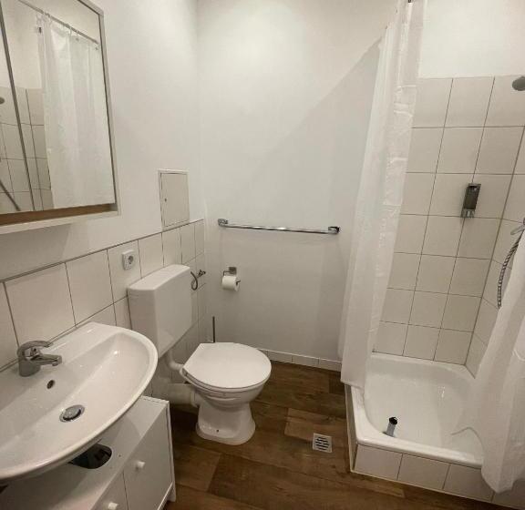 إستوديو قياسى مطلّ علي الحديقة, Residenz Am Kurpark   Ferienwohnungen In Zentraler Lage I Privatparkplatz