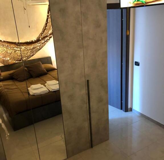 חדר סטנדרט לארבעה, B&b Planet