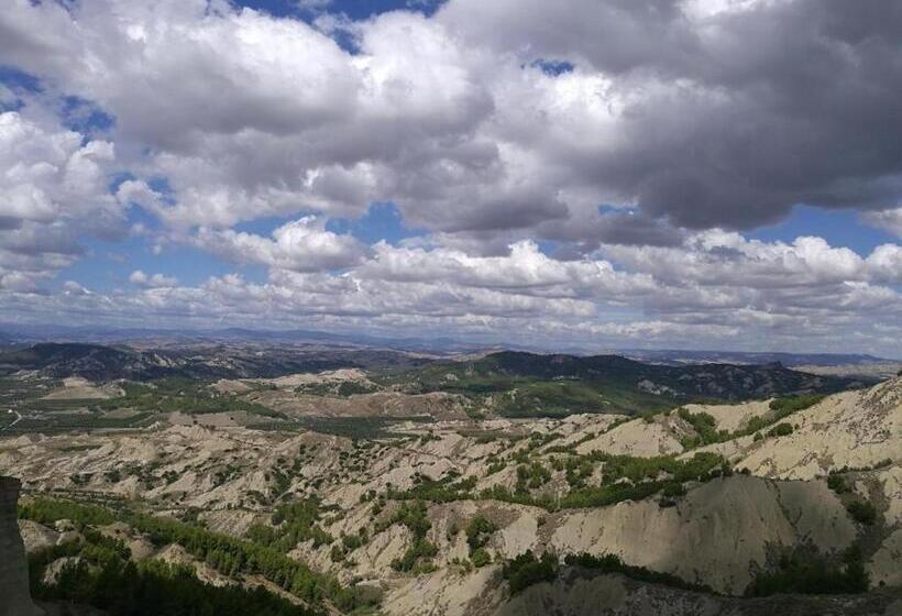 חדר סטנדרט לארבעה, B&b Planet