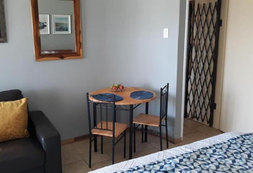 Quarto deluxe, Little Umhlanga. Sunflower Suite