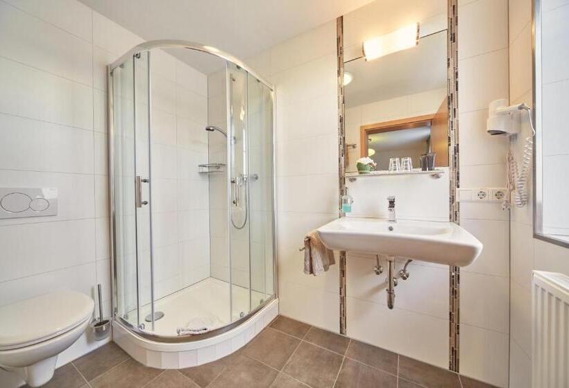 Quarto standard, Krone Lounge