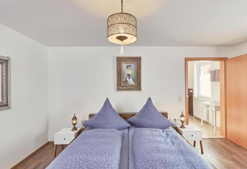 Quarto standard, Krone Lounge