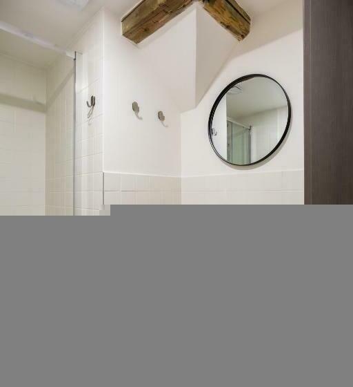 اتاق استاندارد سه نفره, Turnovská Chata