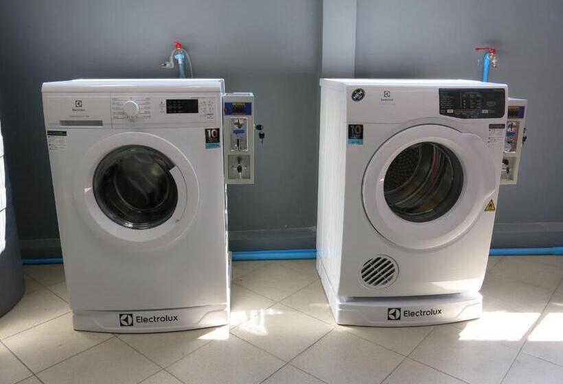 1 Sovrums Hus, Niece Hostel Phuket   Sha Extra Plus