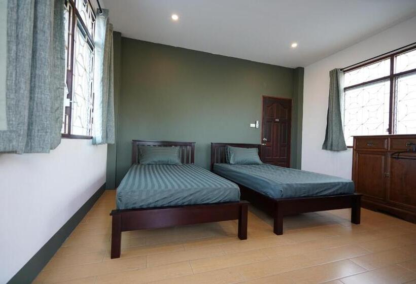 1 Sovrums Hus, Niece Hostel Phuket   Sha Extra Plus