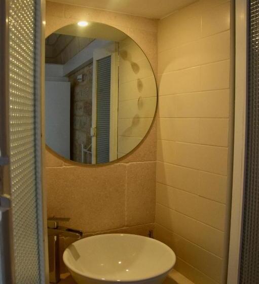 اتاق استاندارد, Locus Amoenus