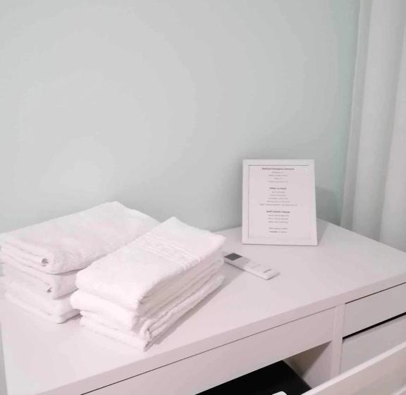 اتاق استاندارد با سرویس بهداشتی مشترک, Private Room At Fatima S