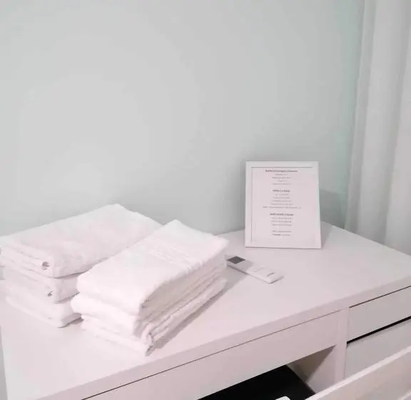 اتاق استاندارد با سرویس بهداشتی مشترک, Private Room At Fatima S