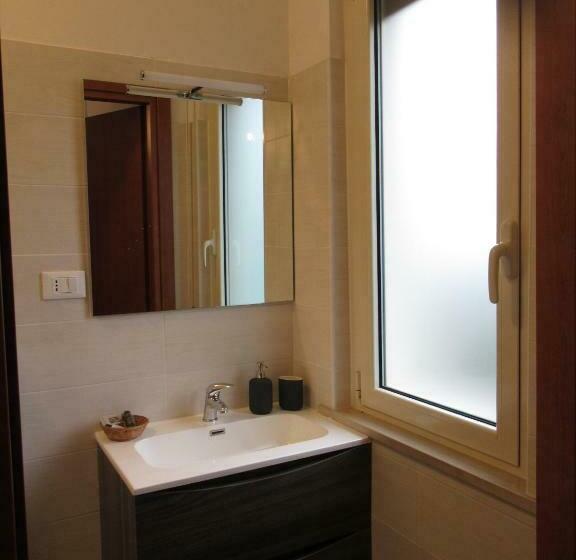 اتاق استاندارد, La Casa Delle Storie