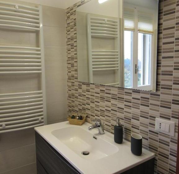 اتاق استاندارد, La Casa Delle Storie