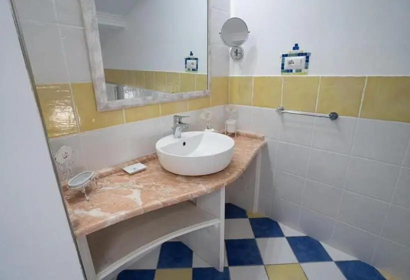 スタンダードルーム, Cassiodoro Suite B&b