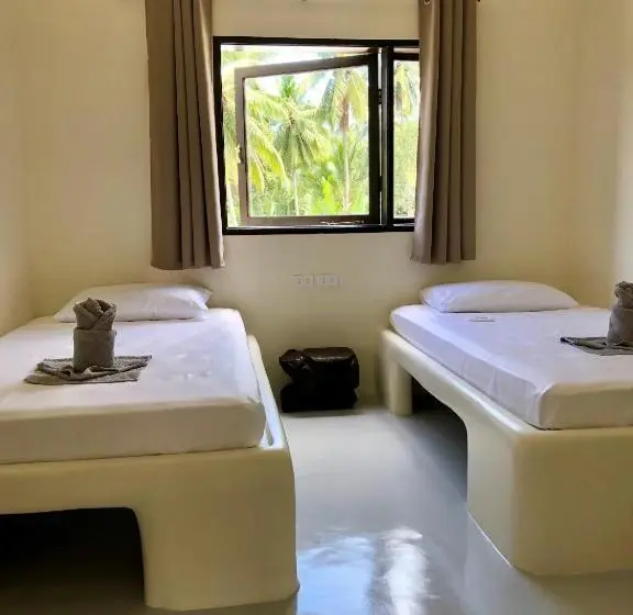 バルコニー付きスタンダードルーム, Parrots Boutique Resort