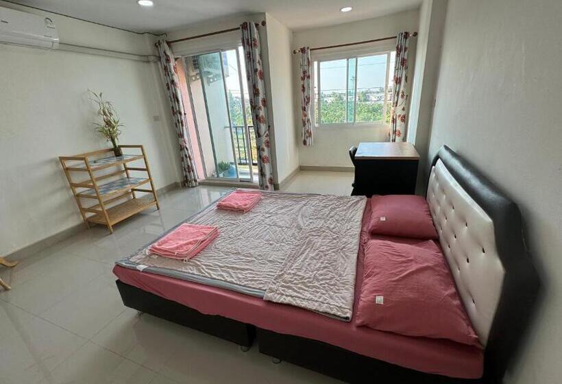 חדר סטנדרט חדר אמבטיה משותף, Boom Inn