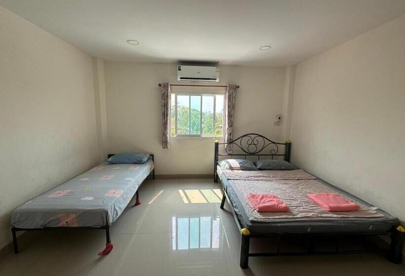 חדר סטנדרט חדר אמבטיה משותף, Boom Inn