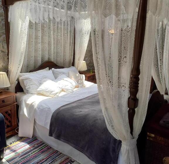 스탠다드 룸 킹사이즈 침대, The Spidaki