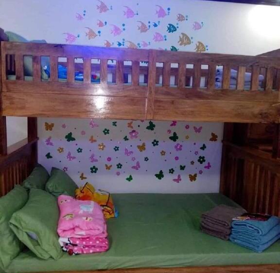 2间卧室的房子, Michaels Homestay   Farm Villa Nr Patar Beach & Bolinao Falls