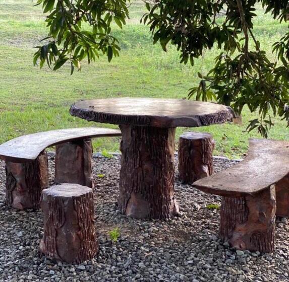 家庭小型套房, Michaels Homestay   Farm Villa Nr Patar Beach & Bolinao Falls