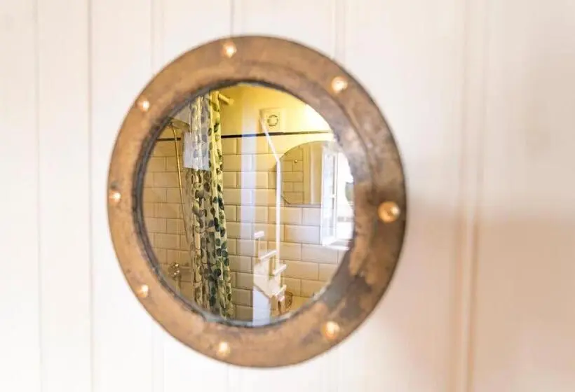Standard Kolmen Hengen Huone, Bohemian Antique Guesthouse