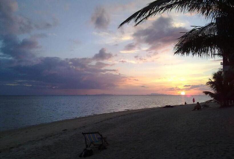 디럭스 룸 측면 바다 전망, Phangan Island