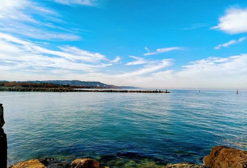 Номер Deluxe Кровать Кинг, Villa Joy   Iconic Heritage Rooms