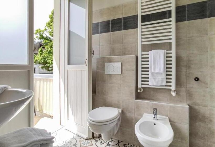 חדר סטנדרט לשלושה, La Dama&breakfast