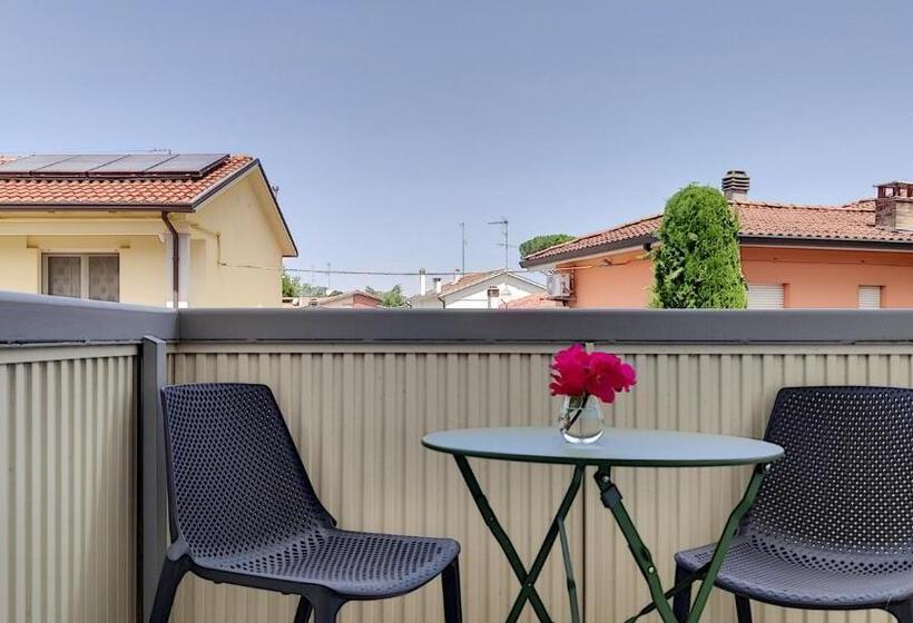 חדר סטנדרט לארבעה, La Dama&breakfast