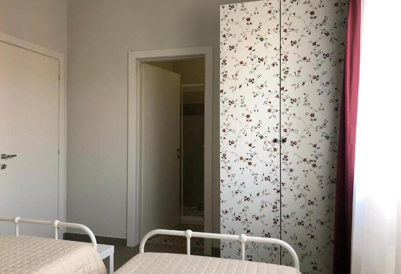 חדר סטנדרט לארבעה, La Dama&breakfast