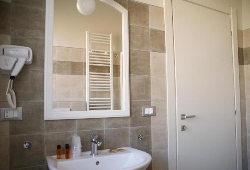 חדר סטנדרט לארבעה, La Dama&breakfast