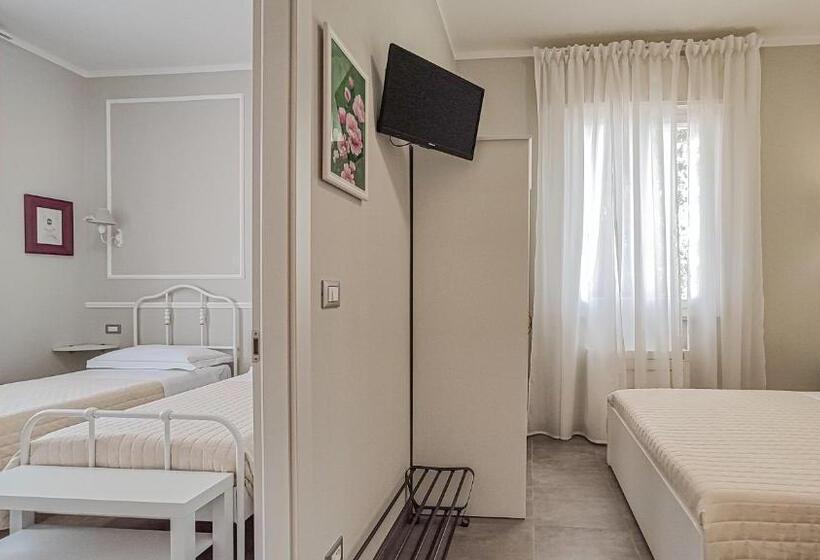 חדר סטנדרט לארבעה, La Dama&breakfast