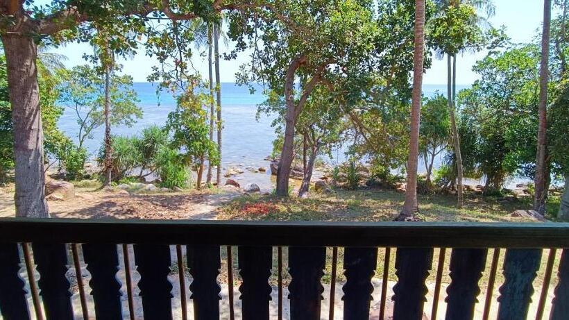 بانگلوی استاندارد با چشم‌انداز دریا, Alam Kita