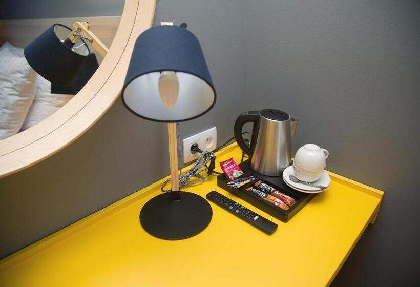 غرفة قياسية, B&b Alibi