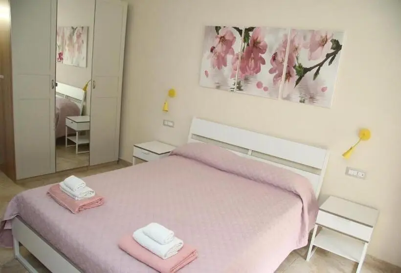 バルコニー付きスタンダードトリプルルーム, B&b Casa Rosola