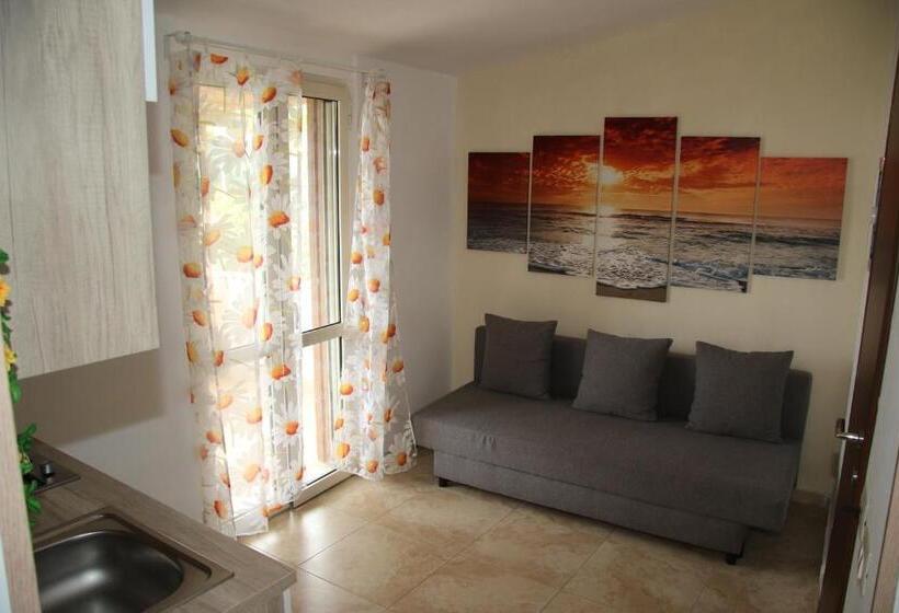 Четырехместный Номер Стандарт Вид на Море, B&b Casa Rosola