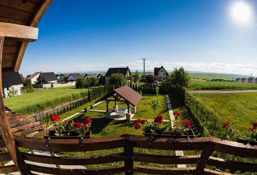 דירת שלושה חדרים, Casa Dora