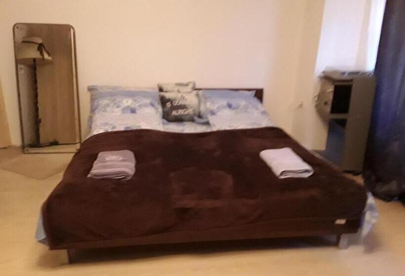 スイート, Tunnel Family Apartmanház Pécs