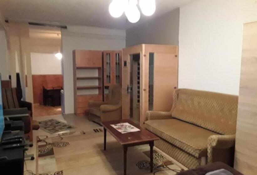 スイート, Tunnel Family Apartmanház Pécs
