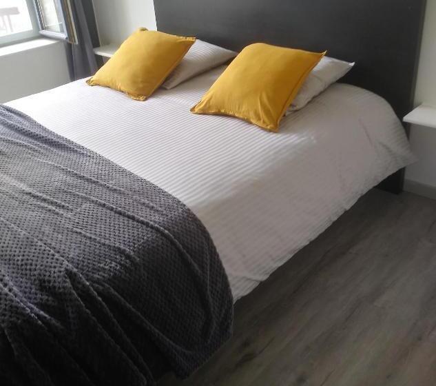 스탠다드 룸, De Verloren Gernoare