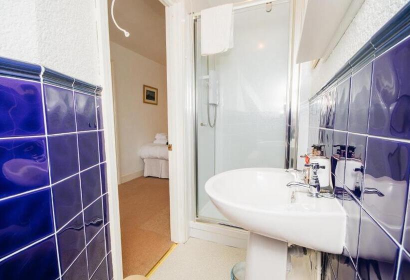 اتاق استاندارد, Eveanna