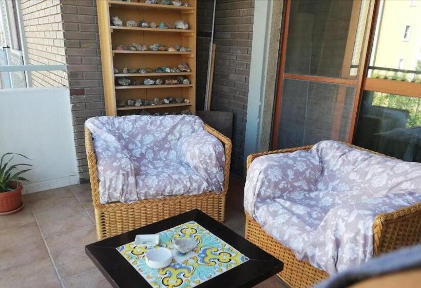 Standard room with outdoor bath, La Casa Di Adele Cagliari