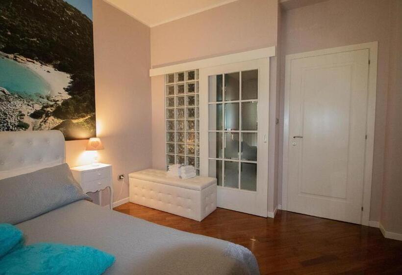 اتاق سوپریور, La Casa Di Adele Cagliari