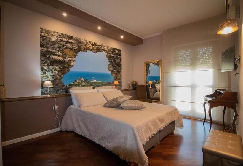 اتاق لوکس, La Casa Di Adele Cagliari