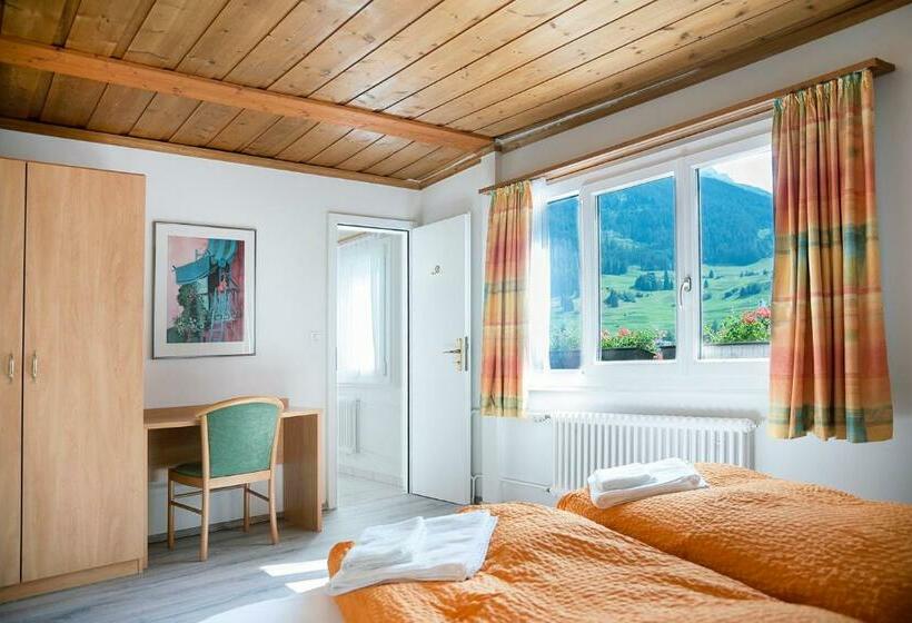 标准间带山景, B&b La Tgamona