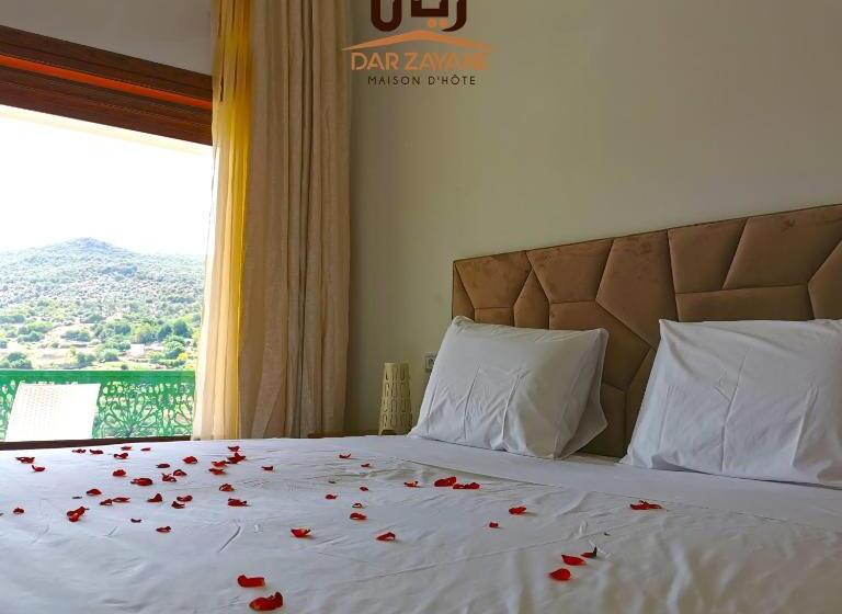 بنگله خانوادگی, Dar Zayane