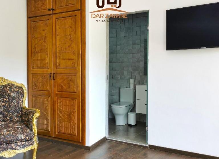 بنگله خانوادگی, Dar Zayane