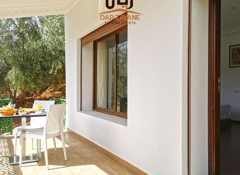 بنگله خانوادگی, Dar Zayane