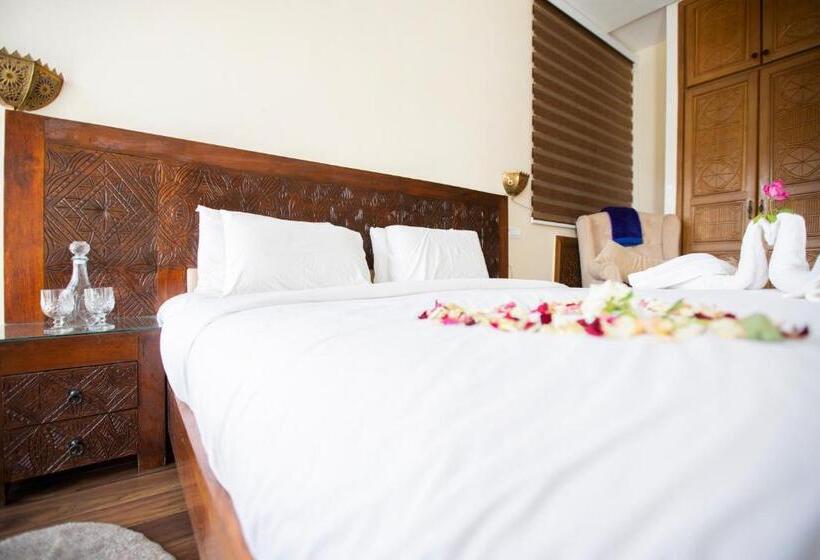 Junior Suite Vue Piscine, Dar Zayane